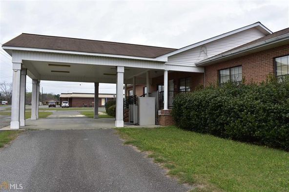 1806 Edwina Dr, Vidalia, GA 30474